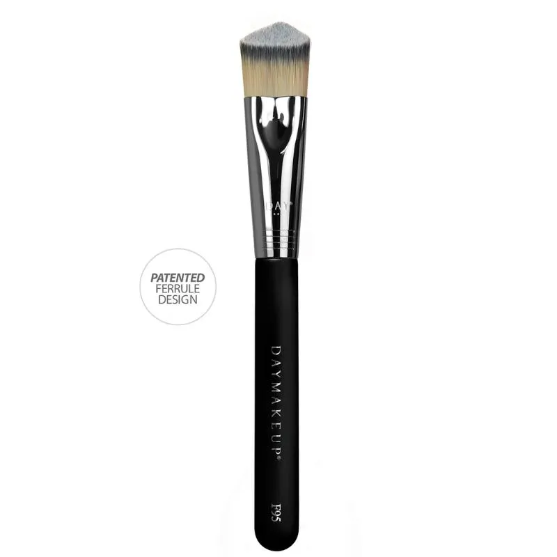 Daymakeup Pincel Multifuncional Corretivo e Base F95